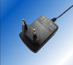 FCC SAA ΣΥΝΕΧΟΎΣ 1A 12W UL CE προσαρμοστών Ηνωμένου Ευρώπη Wallmount εναλλασσόμενου ρεύματος 12V