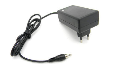 100-240VAC προσαρμοστής RCA Jack δύναμης τοίχος-υποστηριγμάτων βουλωμάτων 16V 2A της ΕΕ εισαγωγής για Santral