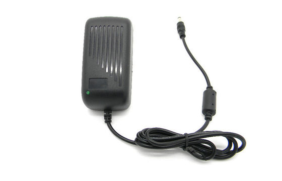 110V προσαρμοστής 12V 3A UL δύναμης Wallmount AC/DC αμερικανικών βουλωμάτων εισαγωγής εναλλασσόμενου ρεύματος επικυρωμένος