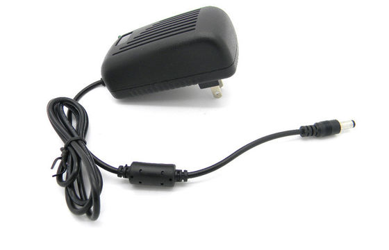 110V προσαρμοστής 12V 3A UL δύναμης Wallmount AC/DC αμερικανικών βουλωμάτων εισαγωγής εναλλασσόμενου ρεύματος επικυρωμένος