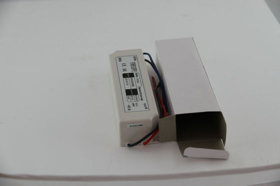100W 50Hz σταθερή τάση αποδοτικότητα οδηγών 12 οδηγήσεων βολτ με την προστασία υπερφόρτωσης