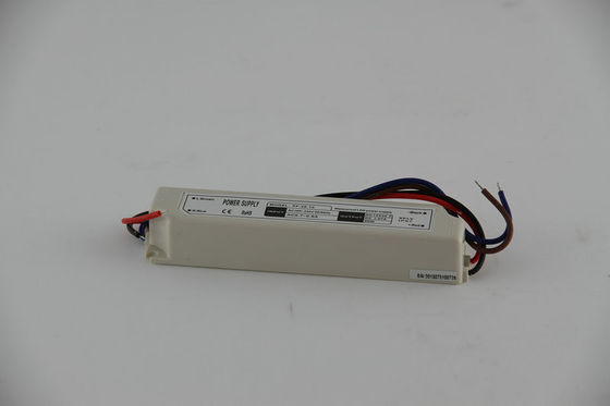 Οδηγός των υψηλών φωτεινότητας 12V 20W σταθερών οδηγήσεων τάσης αδιάβροχος με το καθολικό εναλλασσόμενο ρεύμα