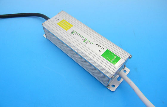 Υψηλό Efficency 30W στεγανοποιεί την παροχή ηλεκτρικού ρεύματος για το ελαφρύ EMC IP67 σταθερό τρέχον 12V των οδηγήσεων